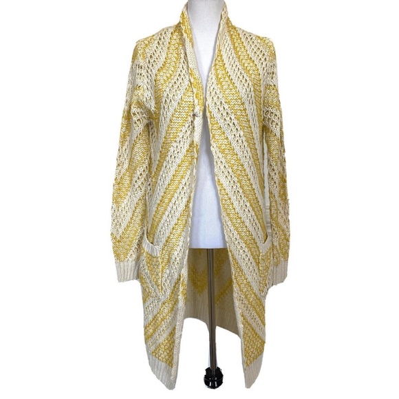 Janice Apparel Acrylic Long Sweater Cardigan - Picture 1 of 16